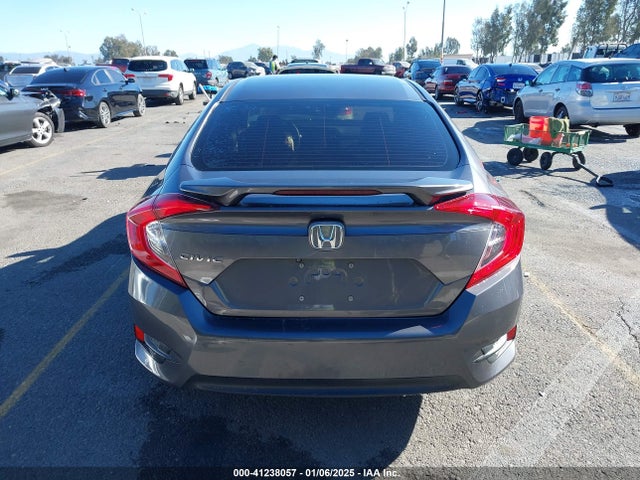 Honda Civic Lx 2018 2HGFC2F59JH578242 Image 17