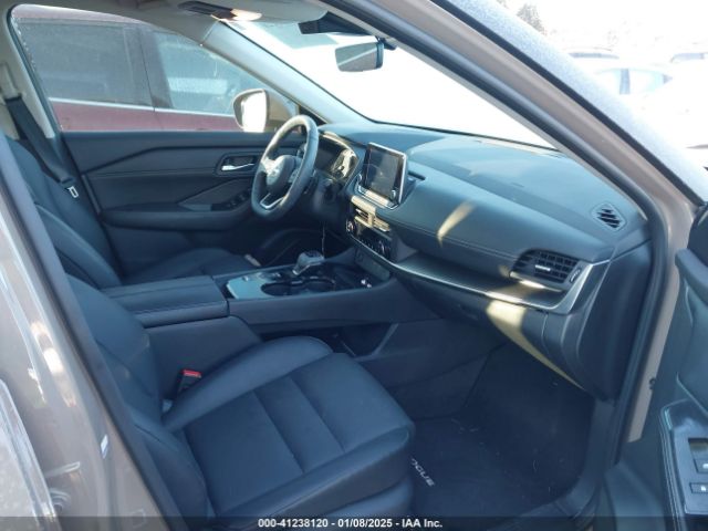 5N1BT3BA4RC716611 Nissan Rogue Sv Fwd