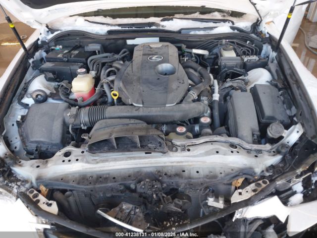 2017 LEXUS IS 200T JTHBA1D21H5048059 Photo 9