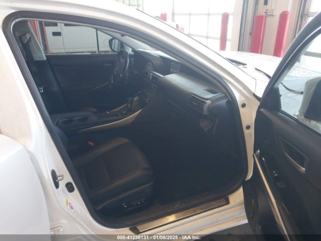 2017 LEXUS IS 200T JTHBA1D21H5048059 Photo 4