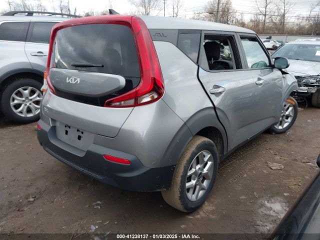 KNDJ23AU7N7828420 KIA SOUL LX