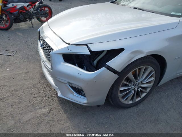 JN1EV7AR7JM433549 Infiniti Q50 3.0t Luxe