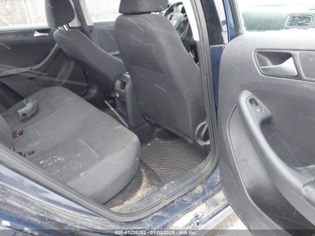 3VW2K7AJXEM335027 Volkswagen Jetta 2.0l S