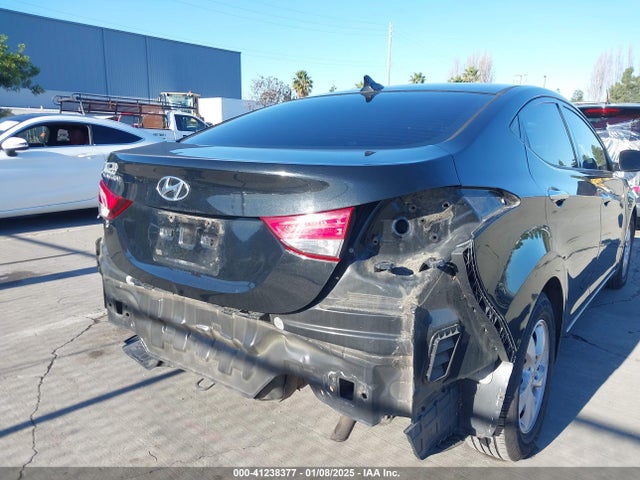 Hyundai ELANTRA SE 2015 5NPDH4AE3FH624298 Image 18