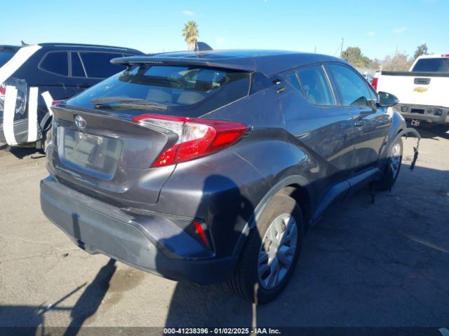 JTNKHMBX8K1037552 Toyota C-HR LE