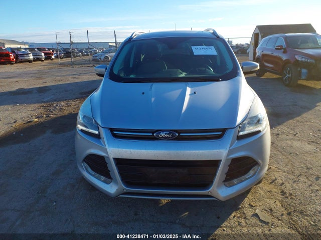 1FMCU0JX8GUA51855 Ford Escape Titanium