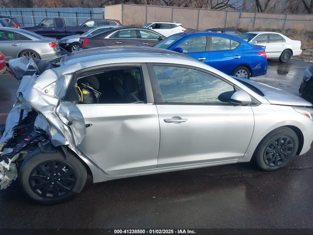 Hyundai ACCENT SE 2019 3KPC24A34KE067797 Image 13