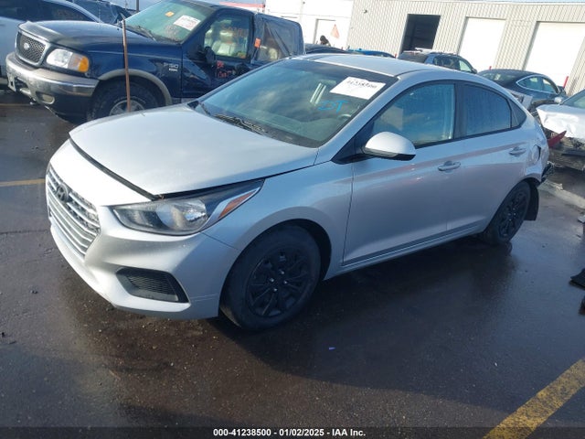 Hyundai ACCENT SE 2019 3KPC24A34KE067797 Image 2