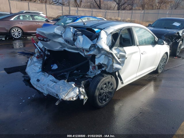 Hyundai ACCENT SE 2019 3KPC24A34KE067797 Image 4