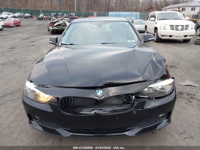 WBA3C3G54FNT51381 BMW 320i Xdrive