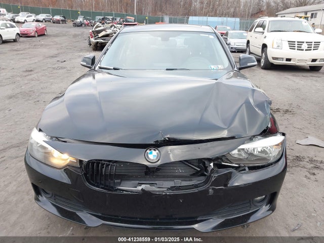 WBA3C3G54FNT51381 BMW 320i Xdrive