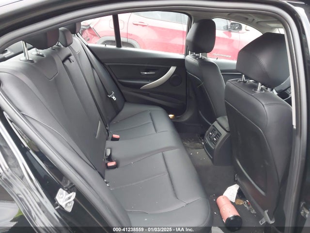 WBA3C3G54FNT51381 BMW 320i Xdrive
