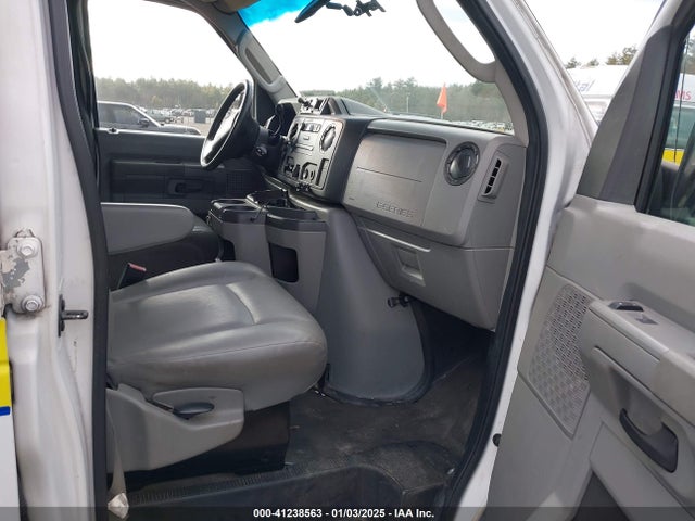 Ford E-250 Commercial 2014 1FTNE2EW5EDA26125 Image 5