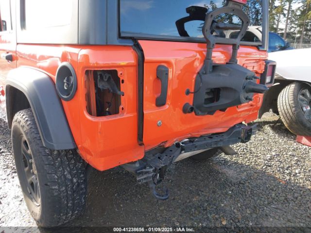 1C4HJXDGXJW172339 Jeep Wrangler Unlimited Sport 4x4