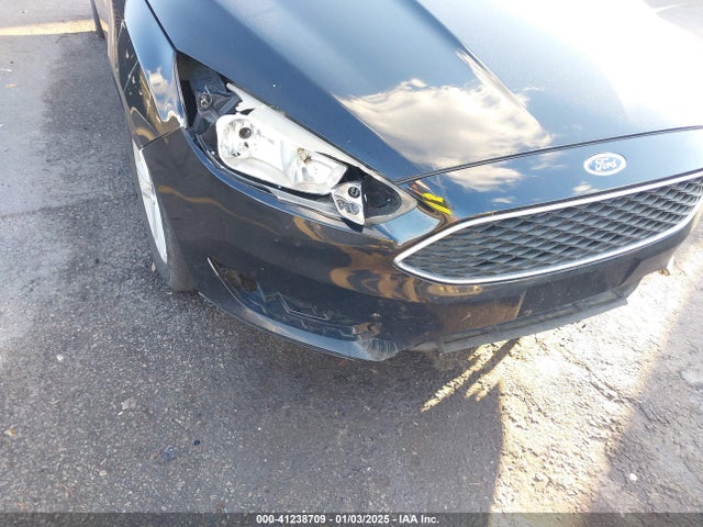 Ford FOCUS SE 2017 1FADP3K24HL301643 Image 11