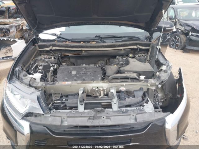 JA4AD3A30KZ019045 Mitsubishi Outlander Se