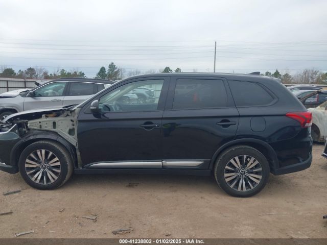 JA4AD3A30KZ019045 Mitsubishi Outlander Se