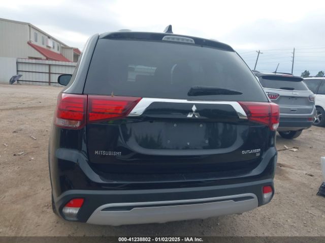 JA4AD3A30KZ019045 Mitsubishi Outlander Se