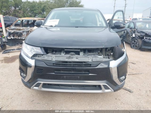 JA4AD3A30KZ019045 Mitsubishi Outlander Se