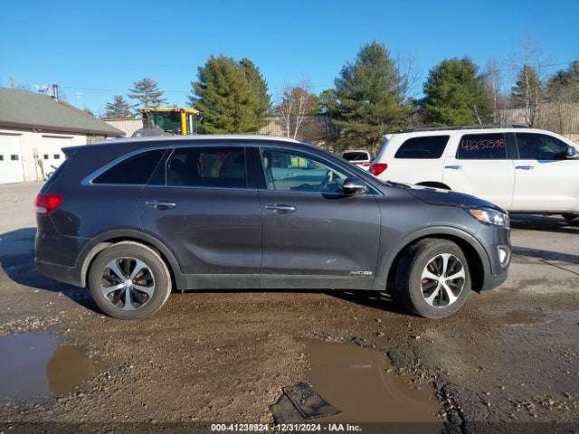 5XYPHDA58GG098496 KIA Sorento 3.3l Ex