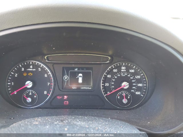 5XYPHDA58GG098496 KIA Sorento 3.3l Ex