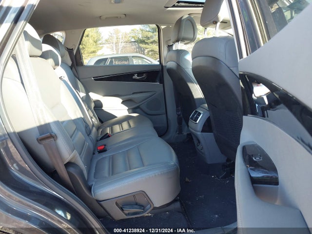 5XYPHDA58GG098496 KIA Sorento 3.3l Ex