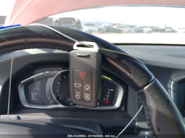 LYV402FK9GB103193 Volvo S60 Inscription T5 Drive-e Premier