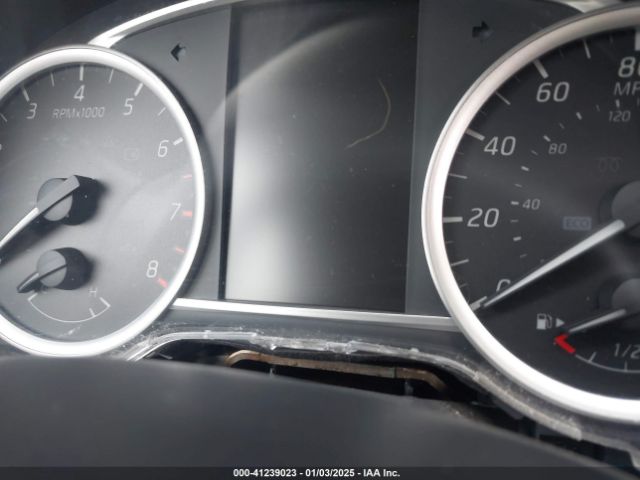 3N1AB7AP1HY240214 Nissan SENTRA SV
