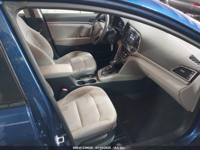 Hyundai ELANTRA SE 2017 5NPD74LF3HH114156 Image 5