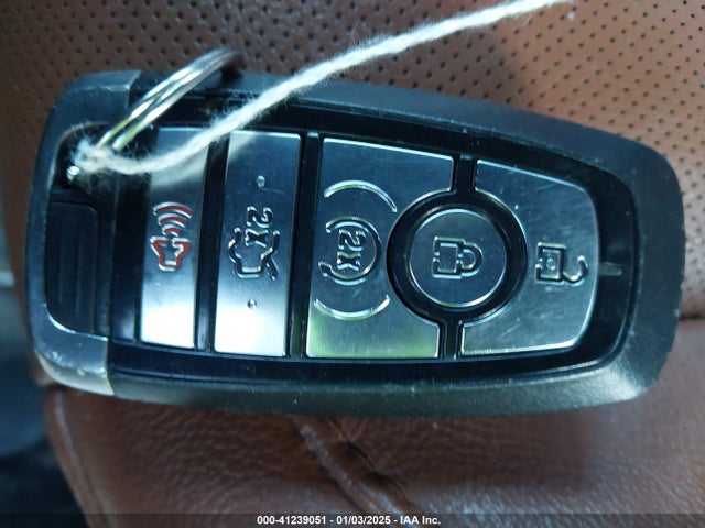 Ford Fusion Titanium 2019 3FA6P0K90KR271098 Image 11