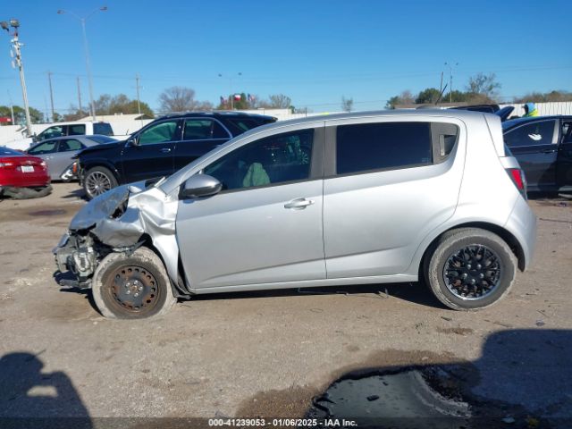 1G1JA6SH1F4156792 Chevrolet Sonic Ls Auto