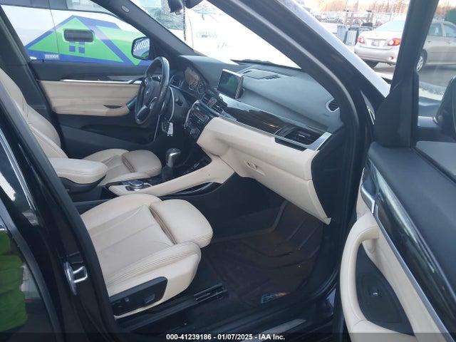 BMW X1 Xdrive28i 2017 WBXHT3C34H5F74736 Image 5