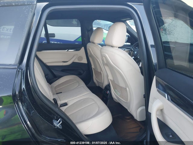 BMW X1 Xdrive28i 2017 WBXHT3C34H5F74736 Image 8