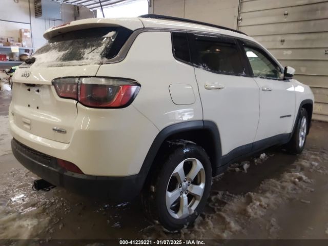 3C4NJDBBXJT485227 Jeep Compass Latitude 4x4