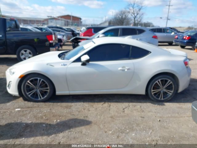 JF1ZNAA13F8707454 Scion FR-S