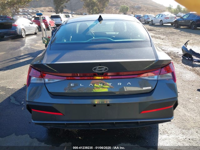Hyundai Elantra Blue 2024 KMHLM4DJ0RU095642 Image 17