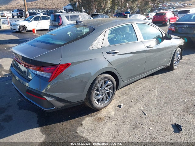 Hyundai Elantra Blue 2024 KMHLM4DJ0RU095642 Image 4