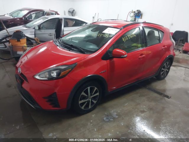 JTDKDTB33J1599235 Toyota Prius C One