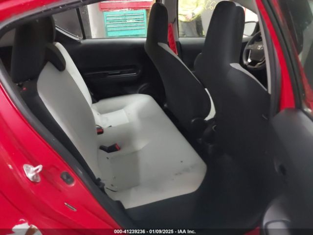 JTDKDTB33J1599235 Toyota Prius C One
