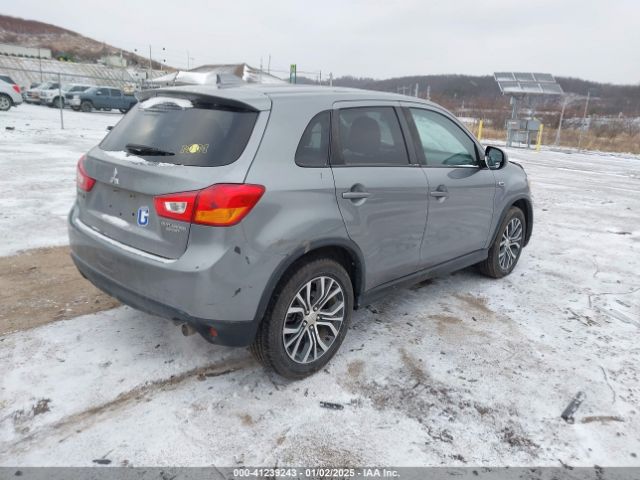 2017 MITSUBISHI OUTLANDER SPORT JA4AP3AU7HZ052729 Photo 3