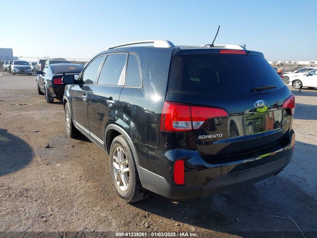KIA SORENTO LX 2014 5XYKT4A65EG452392 Image 3