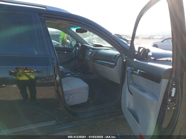 KIA SORENTO LX 2014 5XYKT4A65EG452392 Image 5