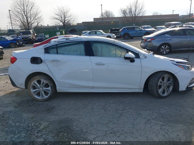 Chevrolet Cruze Premier Auto 2018 1G1BF5SM1J7129273 Image 12