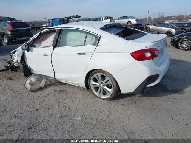 Chevrolet Cruze Premier Auto 2018 1G1BF5SM1J7129273 Image 3