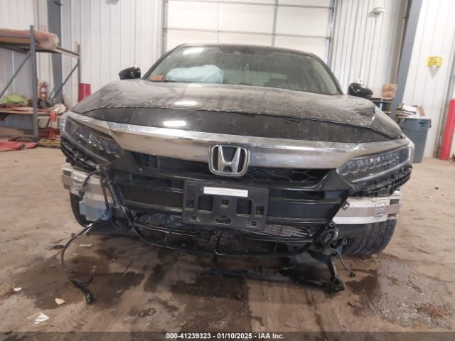 1HGCV2F96JA012988 Honda Accord Touring 2.0t