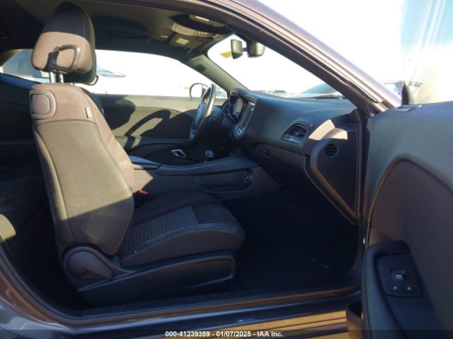 2C3CDZAGXPH590798 Dodge Challenger Sxt