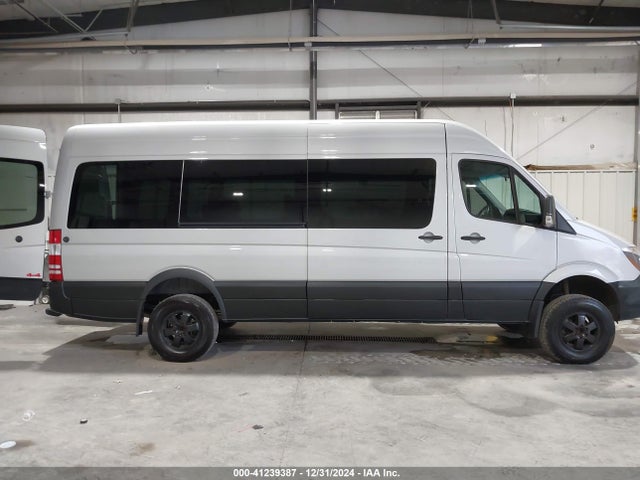 Mercedes-Benz Sprinter 2500 Normal Roof 2016 WD4FE7CD9GP285646 Image 13