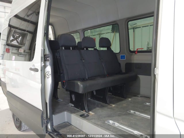 Mercedes-Benz Sprinter 2500 Normal Roof 2016 WD4FE7CD9GP285646 Image 8