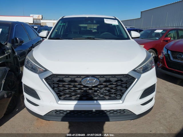 KM8J23A4XKU952609 Hyundai TUCSON SE