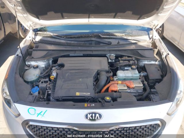 KNDCB3LC5K5231383 KIA NIRO LX